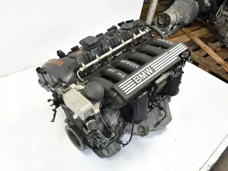 2.5i "N53B25A" Moottori [esim. BMW E60, E61]